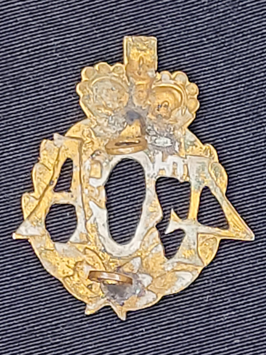 4th Battery Prince Edward Island Garrison Artillery Cap Badge (voided)