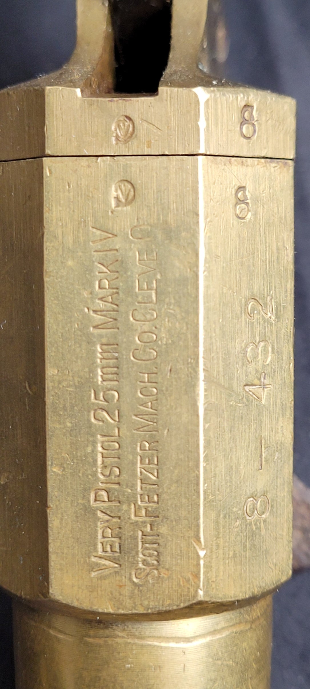Scott-Fetzer Very Pistol 25mm brass 8