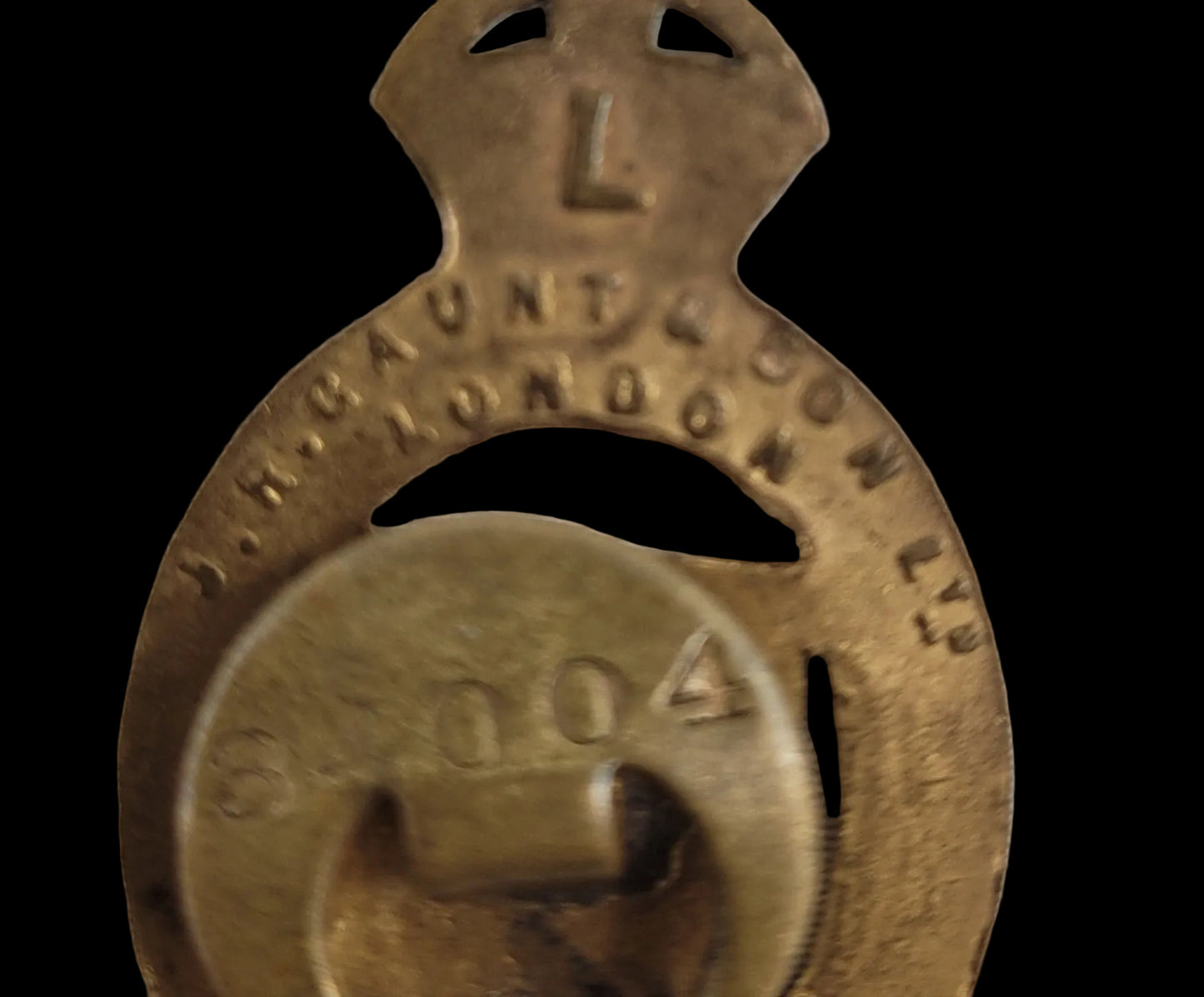 WW1 British "On War Service" Badge maker mark