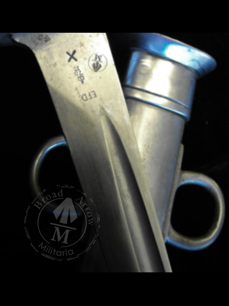 Image of bayonnet blades