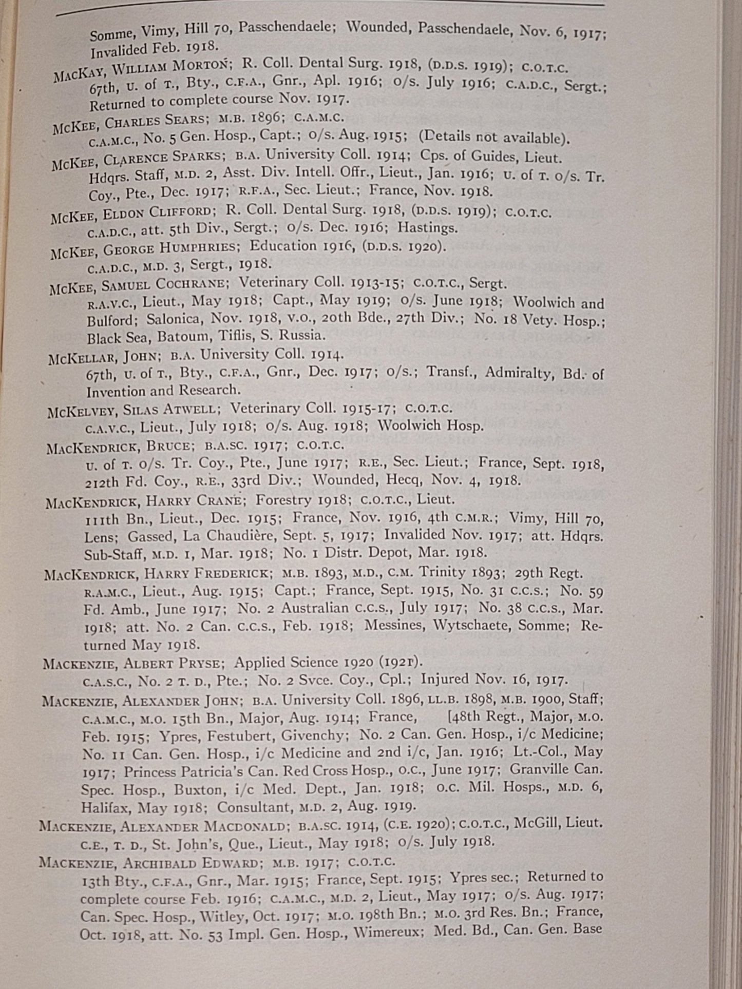 WW1 Book "University of Toronto Roll of Service", 1914 - 1918. Signed by C.B. Ferris