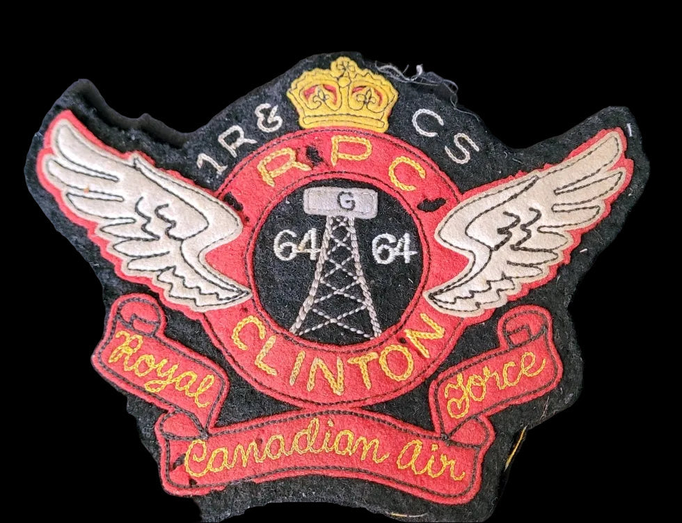 RCAF No. 1 Radar & Communications Station Clinton 1964 Crest