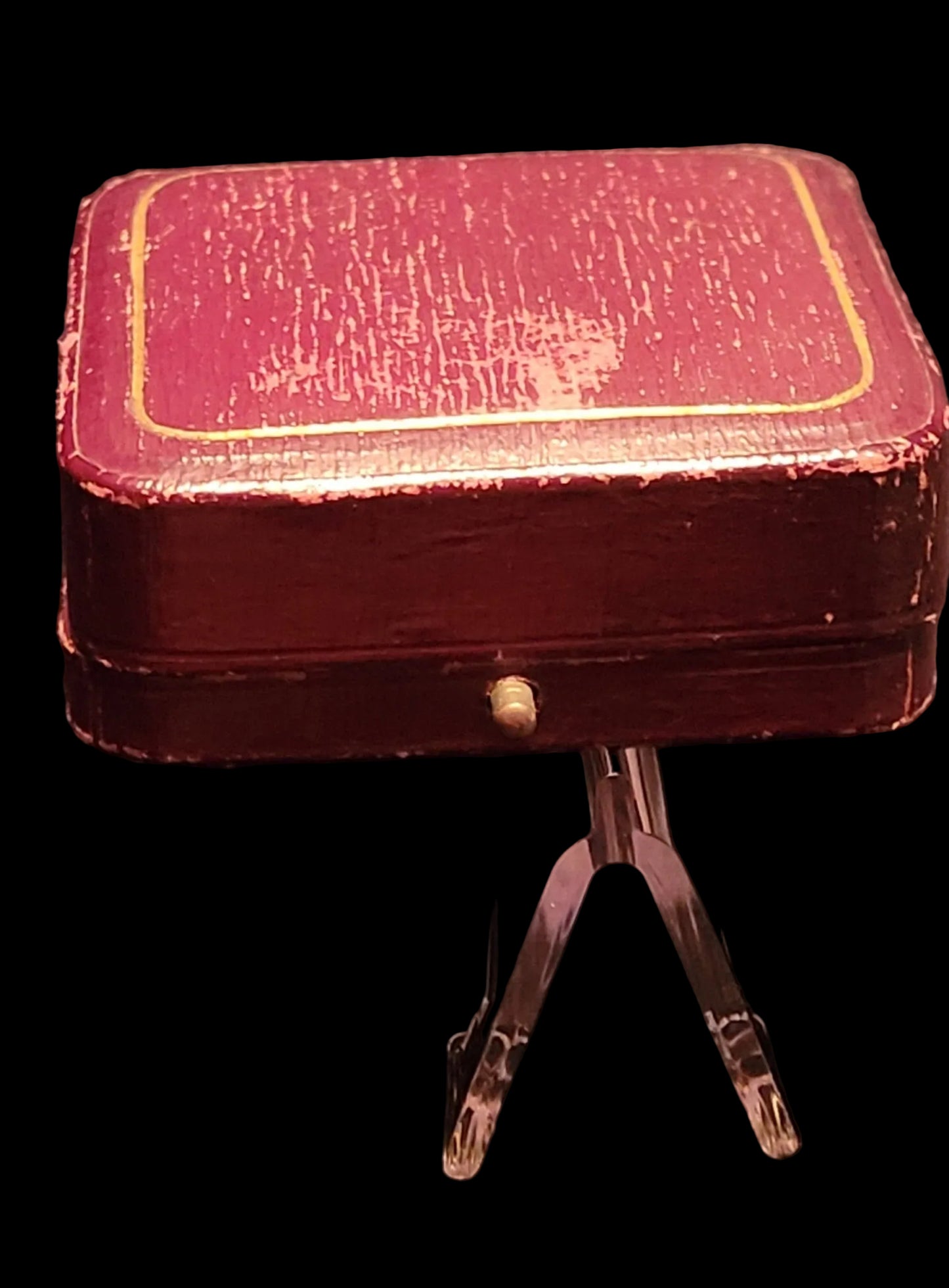 Artillery Sweetheart Pin Box