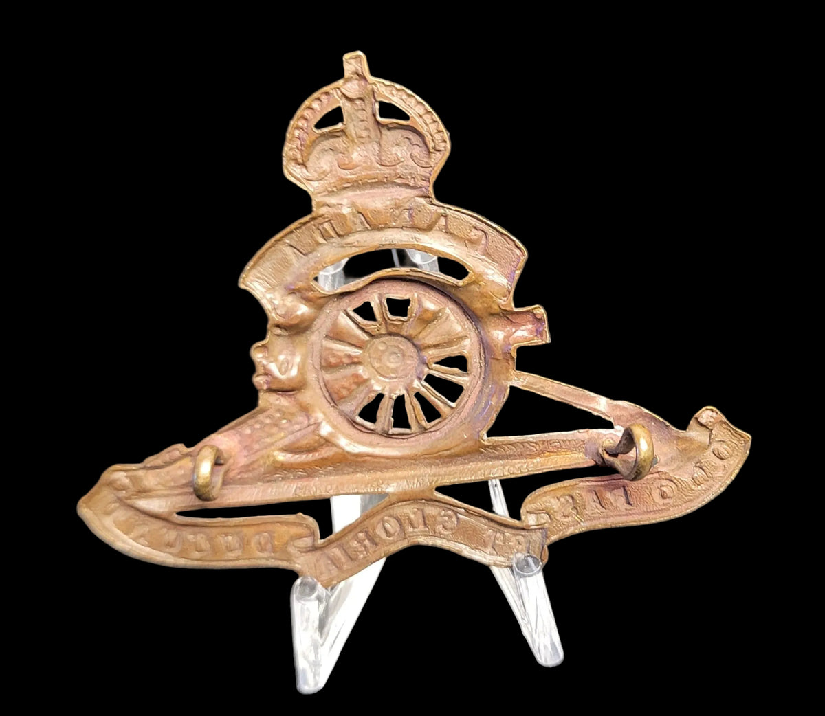 Canadian Field Artillery Officer's Cap Badge in browning finish 1