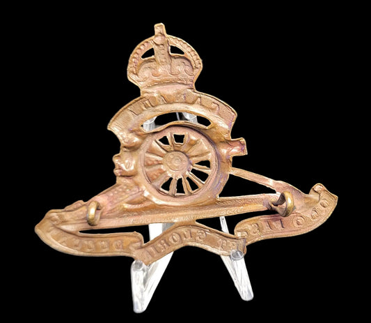 Canadian Field Artillery Officer's Cap Badge in browning finish 1