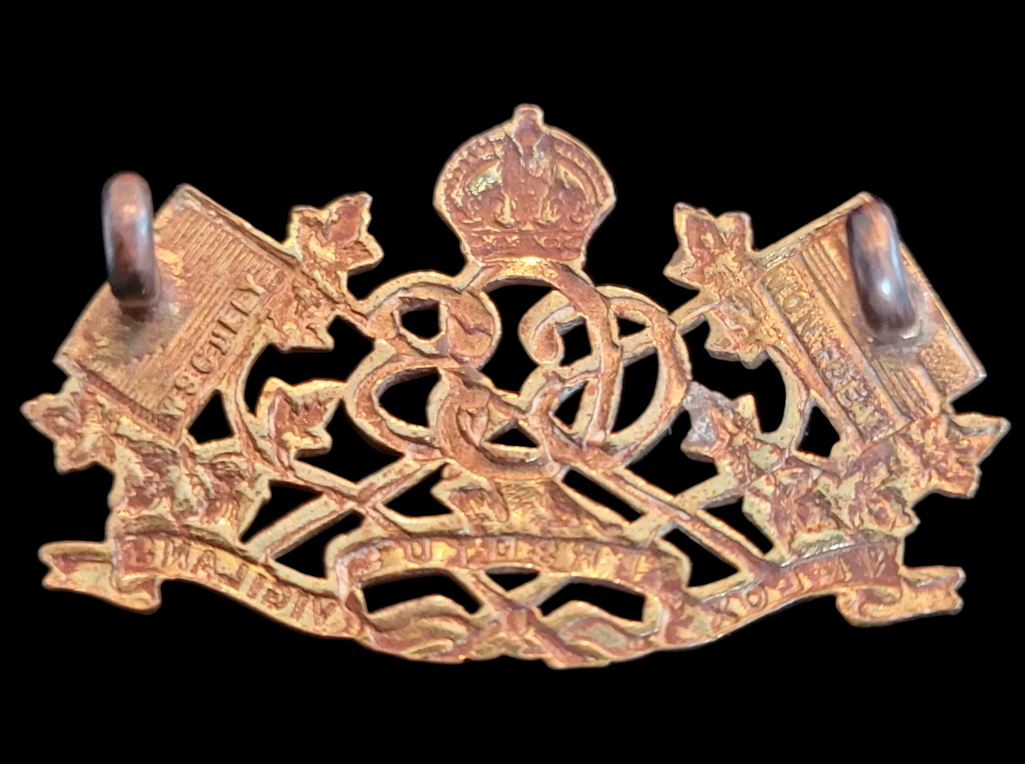 Collar Badge to the Canadian Corps of Signals obverse