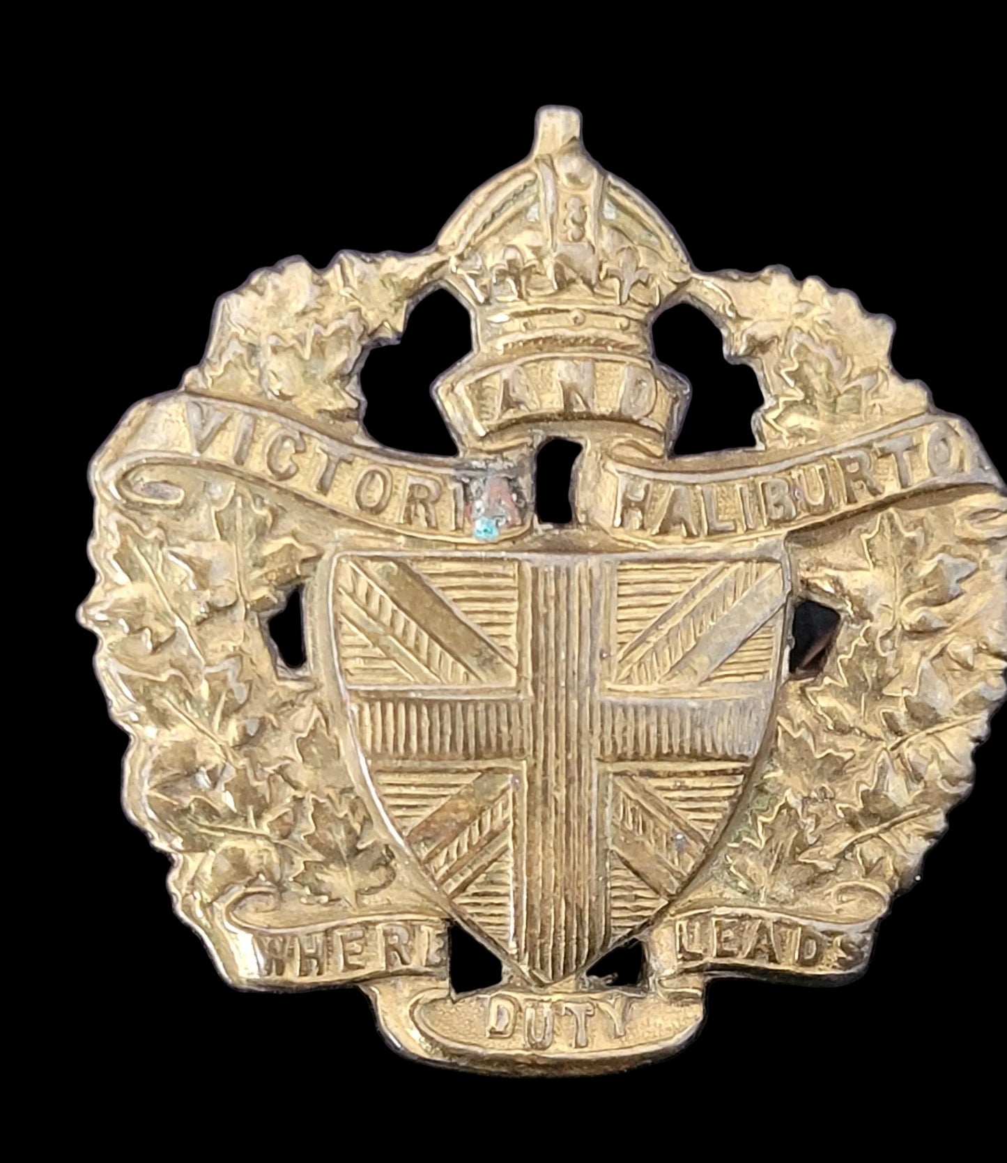 Collar Badge to the Canadian Victoria & Haliburton Regiment