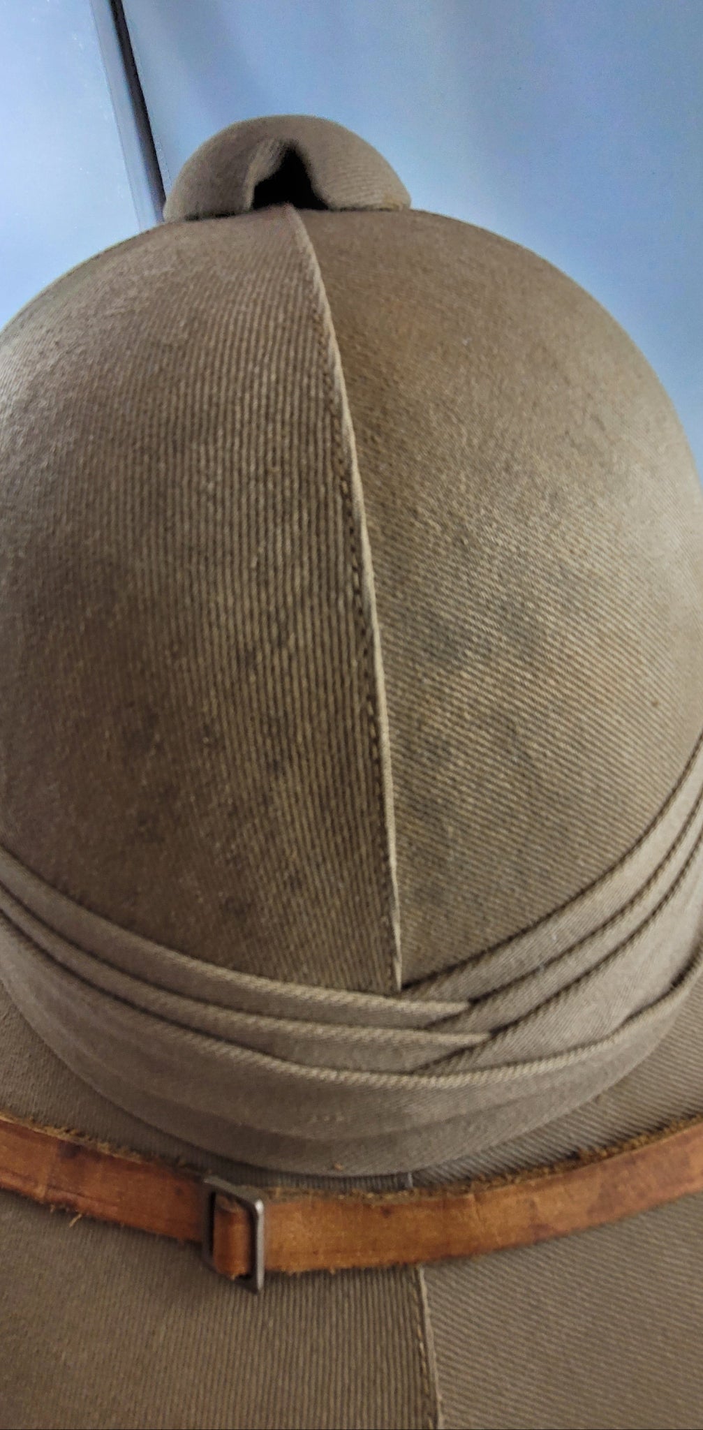 Early Wolseley Helmet, Possibly 5th Irish Lancers face