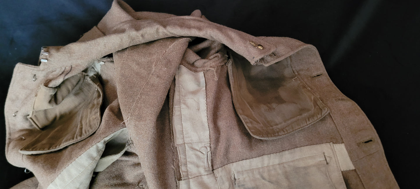 Five-button Tunic for the Royal Canadian Artillery 9