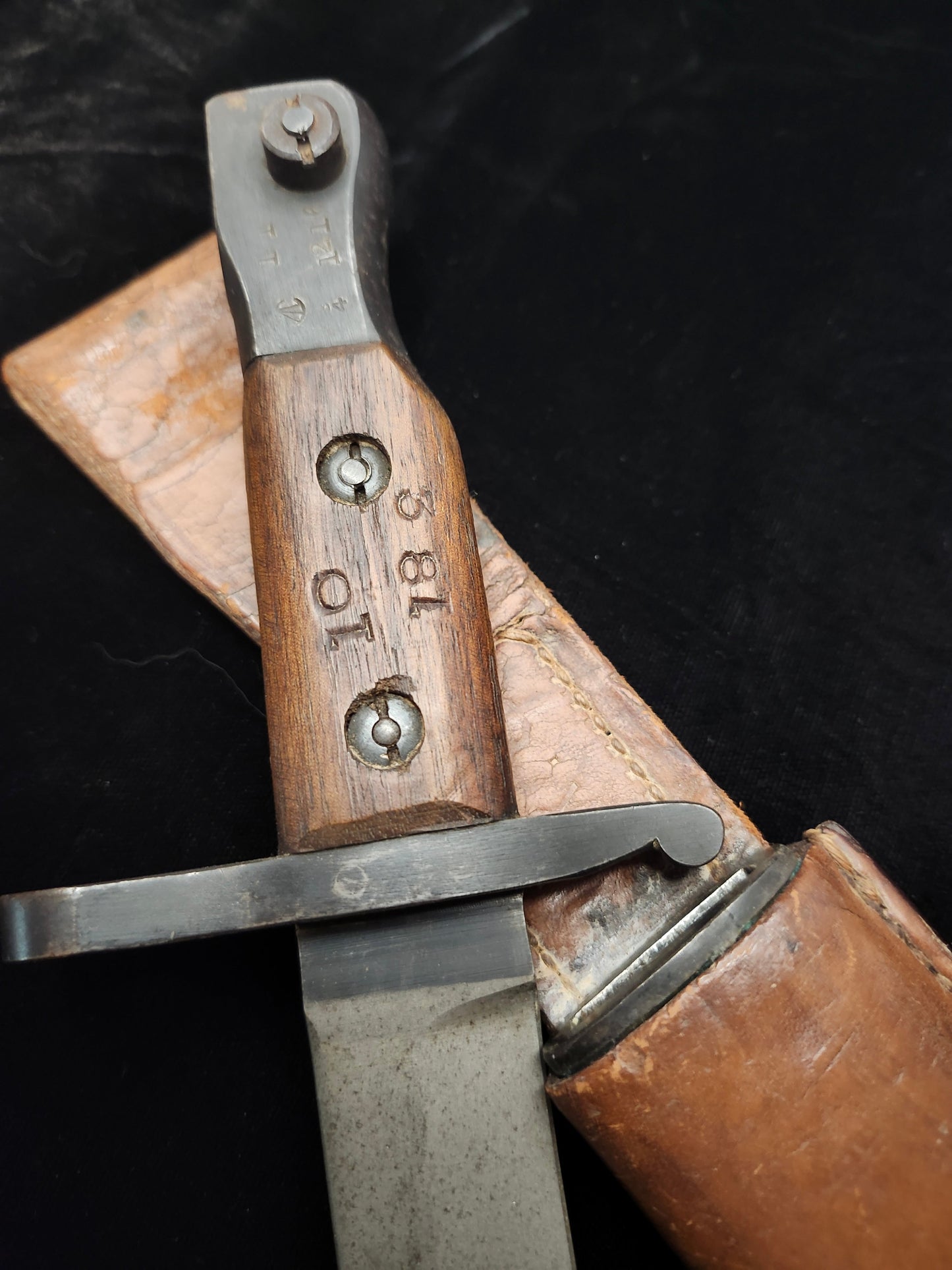 MK.2  Ross Rifle Bayonet