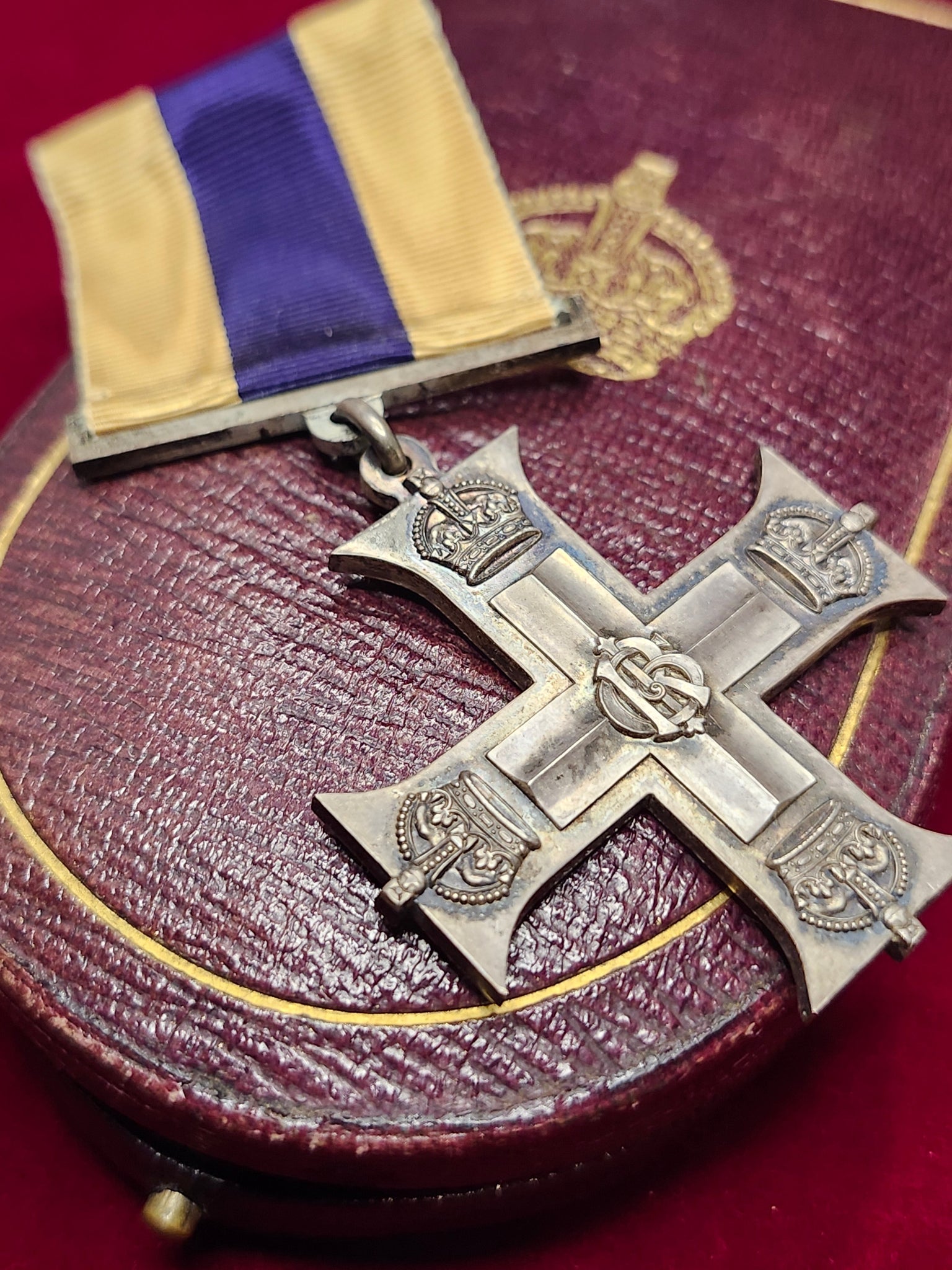 Military Cross – Broad Arrow Militaria