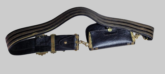 Officer's Geo V cross belt and pouch 