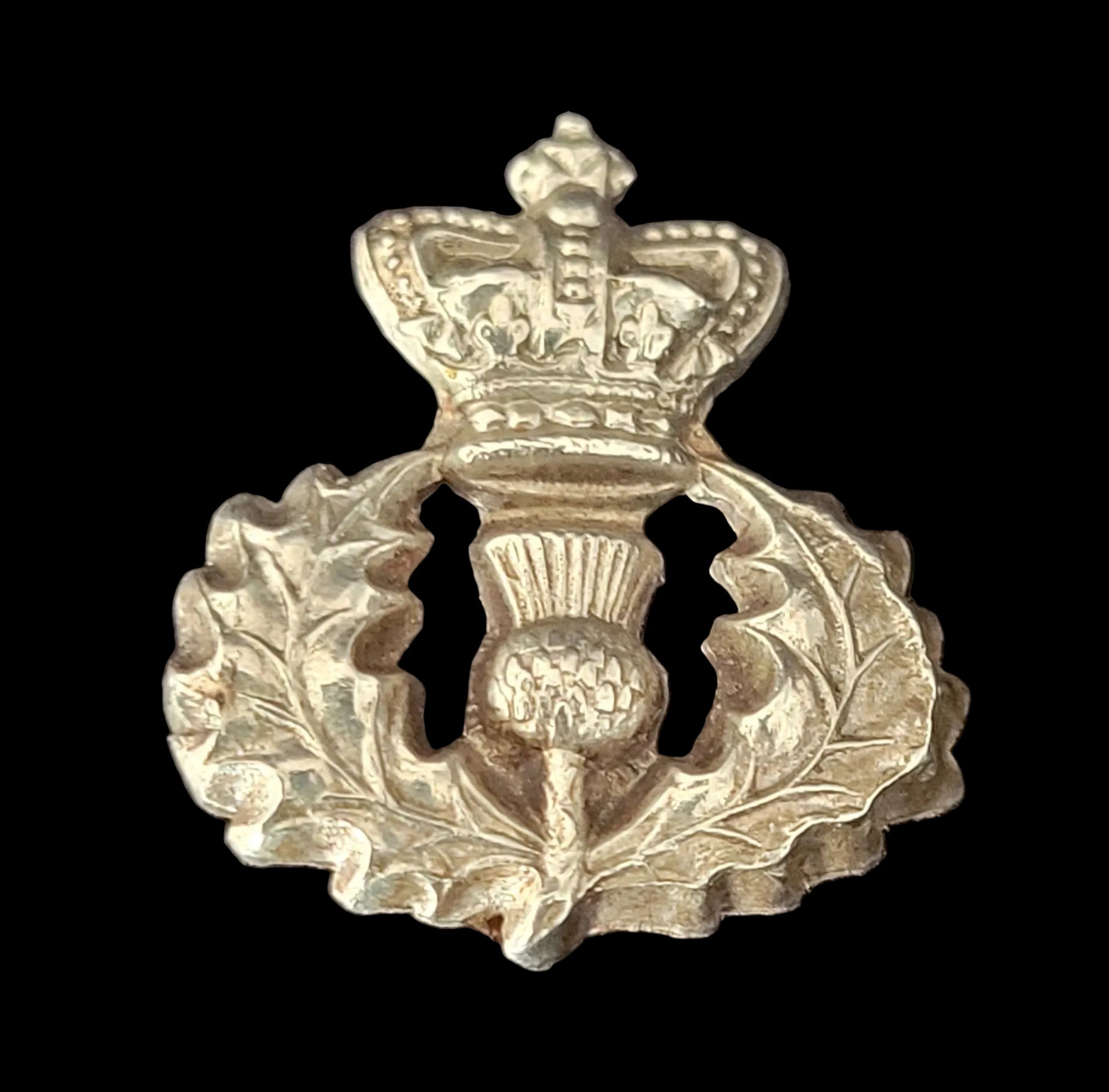 Pre-WW1 Collar Badges for the Queen's Own Cameron Highlanders