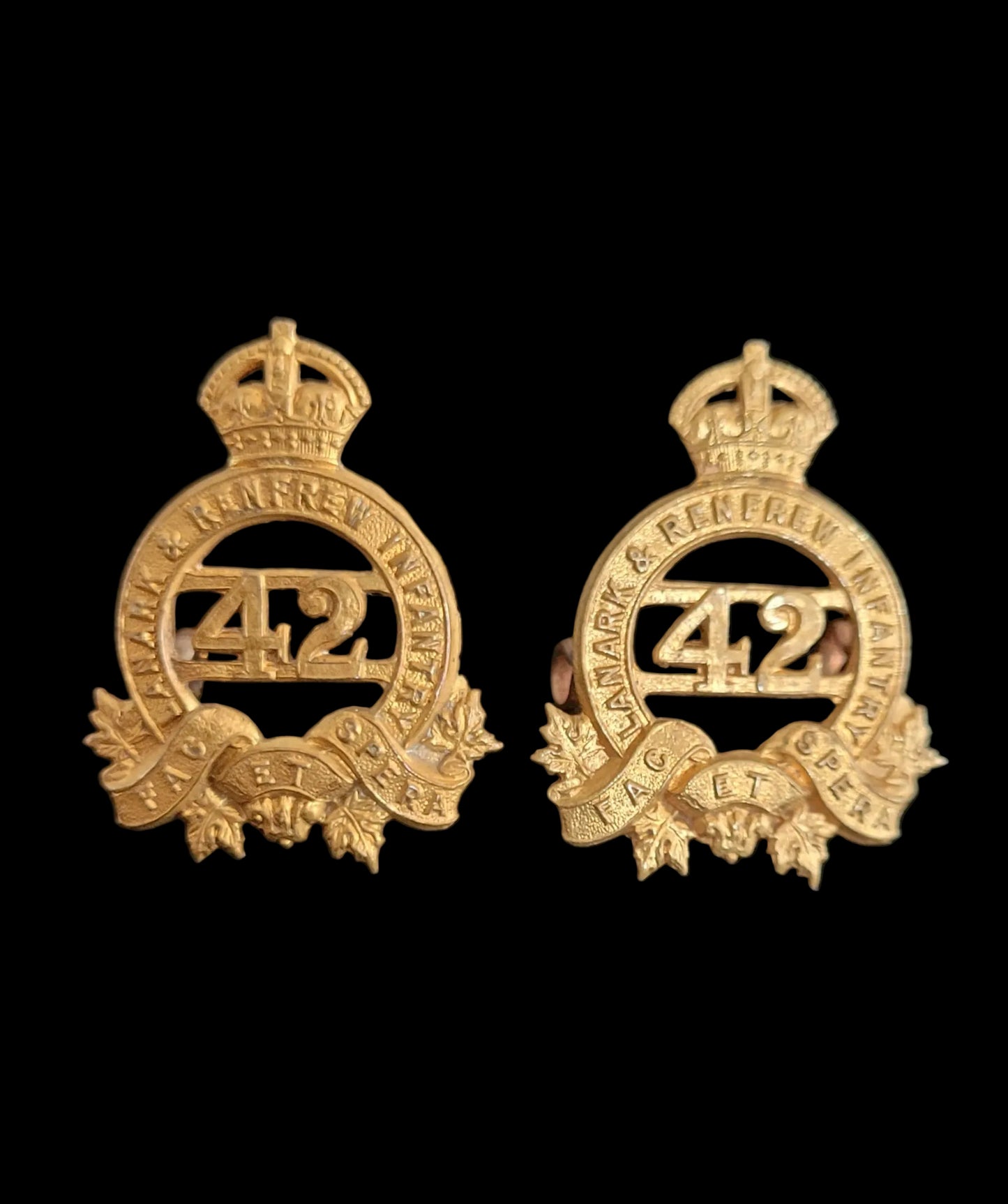 Pre-WW1 Collar Badges to the 42nd Lanark & Renfrew Regiment