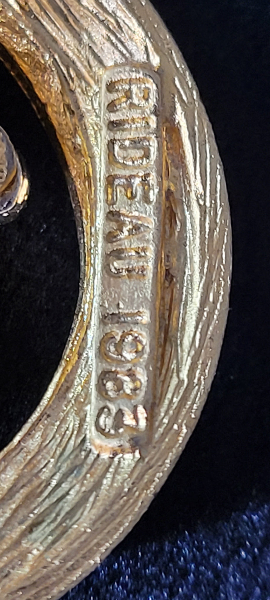 Princess Patricia's Canadian Light Infantry Cap, Collars, and Shoulder Title maker mark
