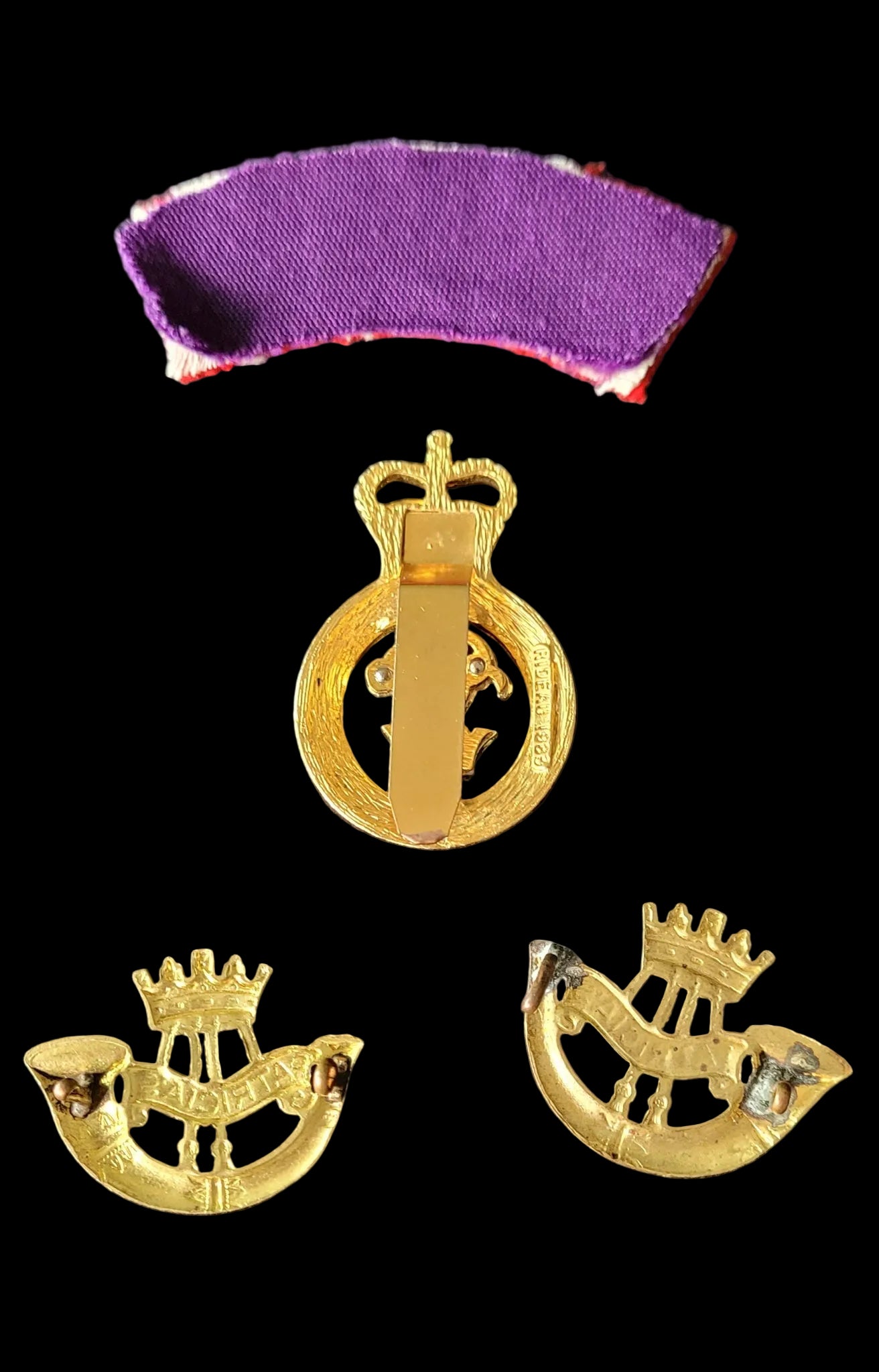 Princess Patricia's Canadian Light Infantry Cap, Collars, and Shoulder Title obverse
