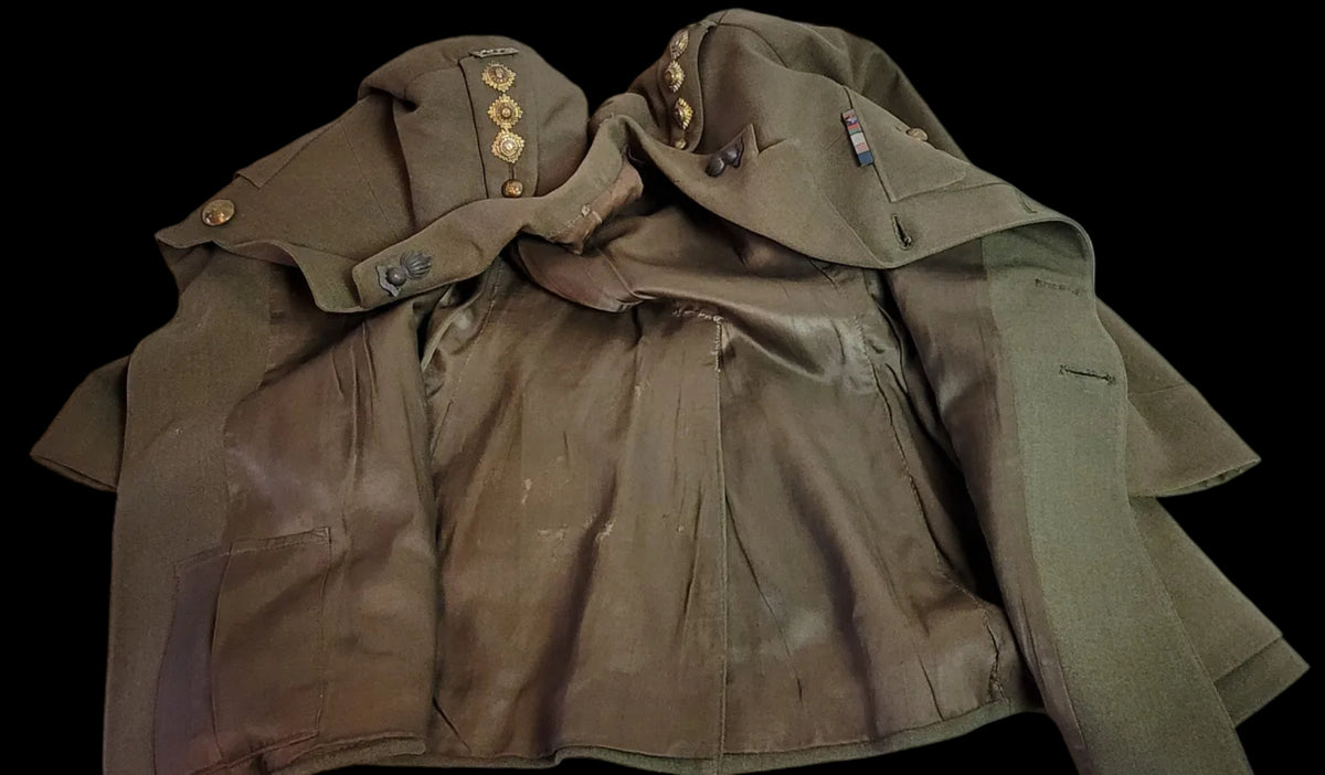 RCA Royal Canadian Artillery officer tunic 1941 named to G.W. Johnston captain 8
