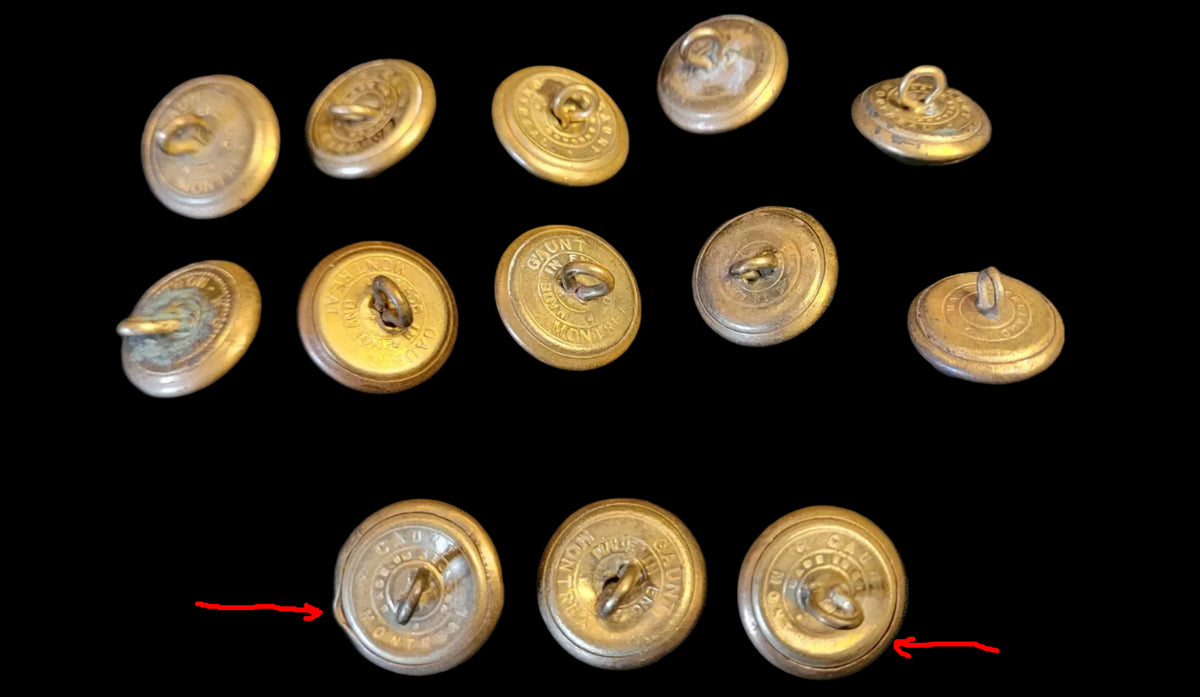 RCMP 16mm tunic buttons obsolete Royal Canadian Mounted Police kings crown 2