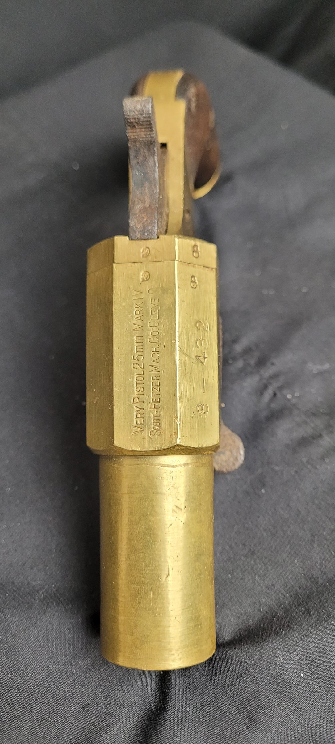 Scott-Fetzer Very Pistol 25mm brass 3