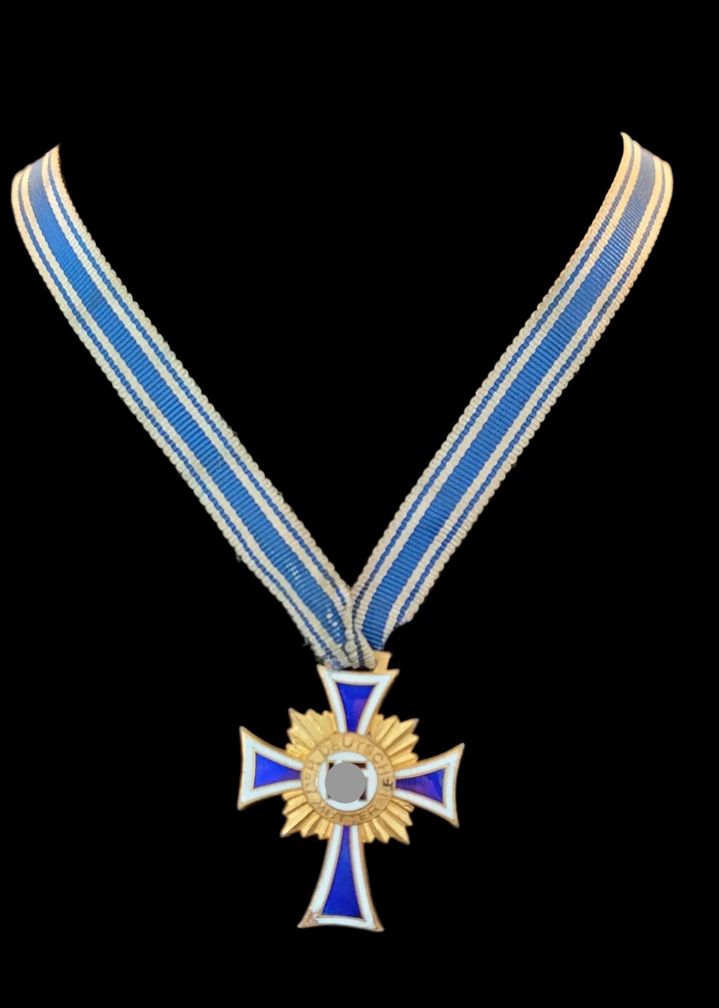 Third Reich Cross for the Mother in Gold