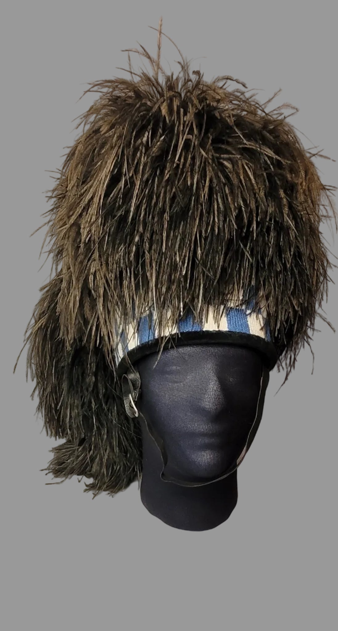 Toronto_Scottish_feather_bonnet 1