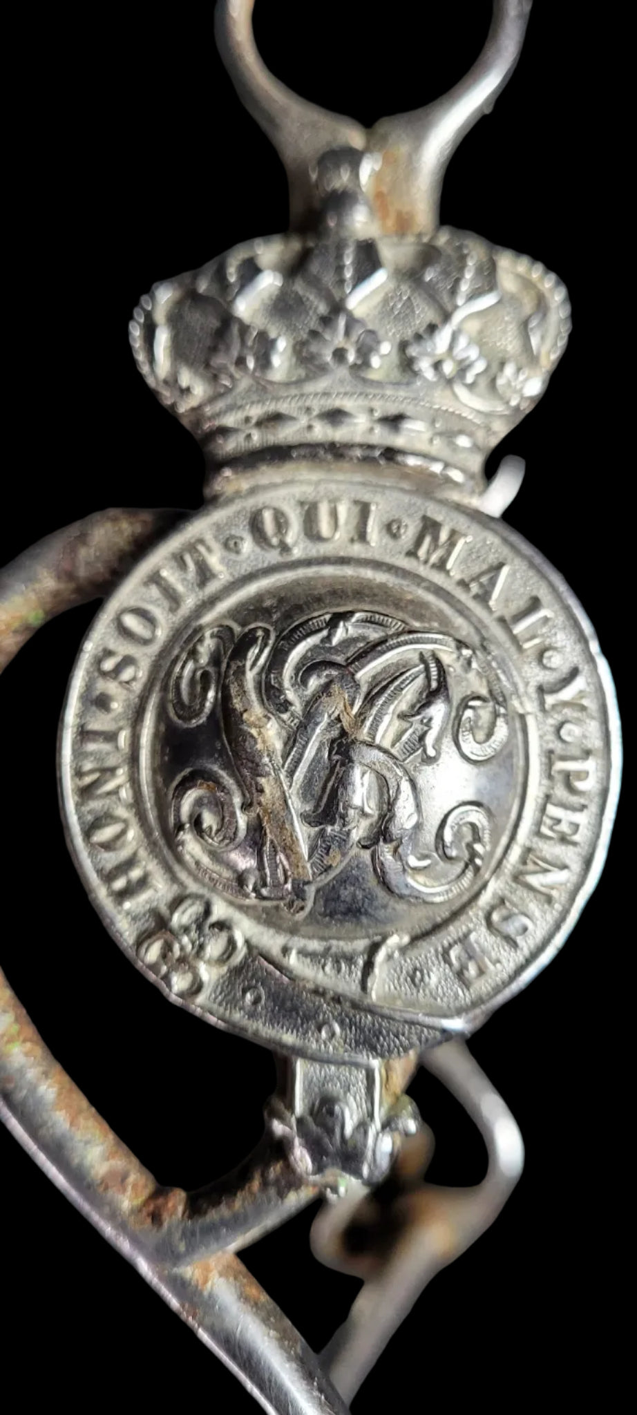 Victorian military horse bit with martingales 5