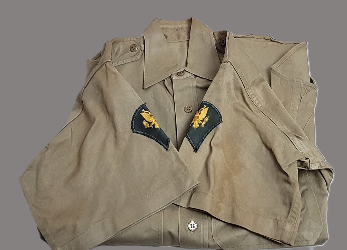 Vietnam Era U.S. Army shirts Specialist 4th Class 15 32 3