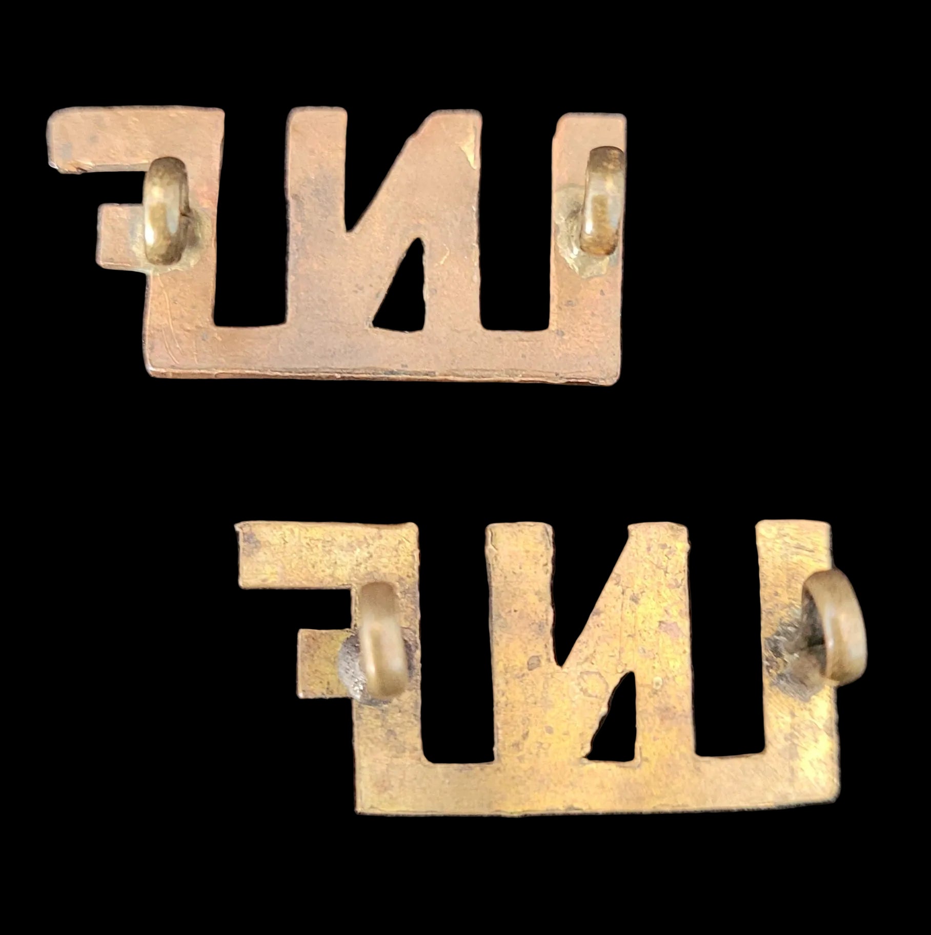WW1 Shoulder Titles to the Canadian Infantry Corps back