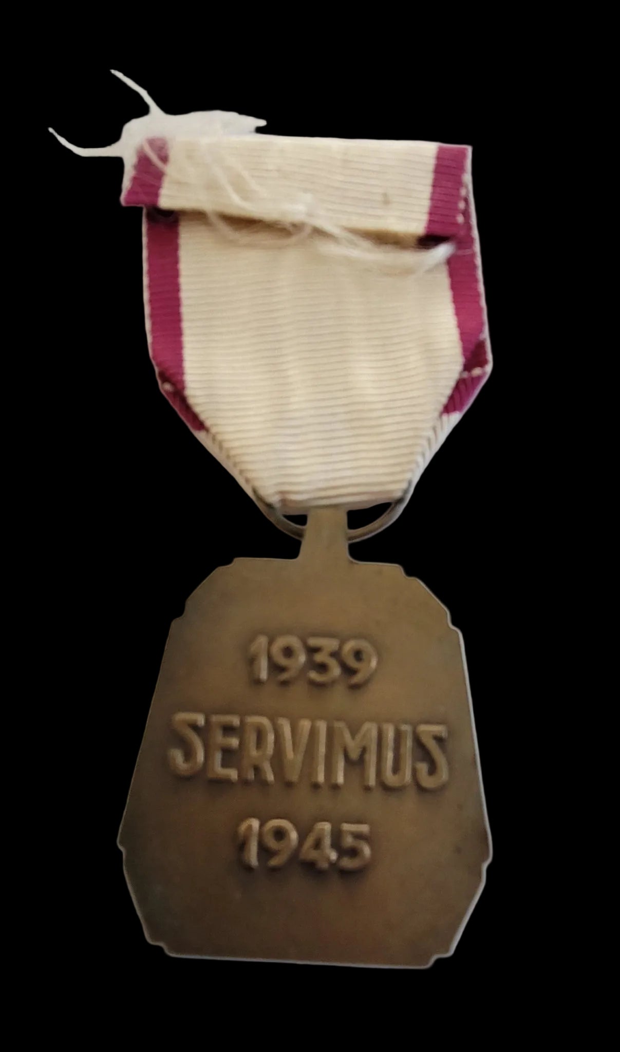 WW2 Air Raid Defense Metal 1939-1945, Belgium obverse