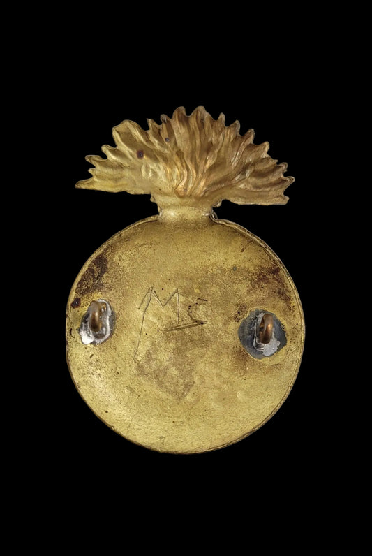 WW2 Cap Badge to the Edmonton Fusiliers Regiment Obverse