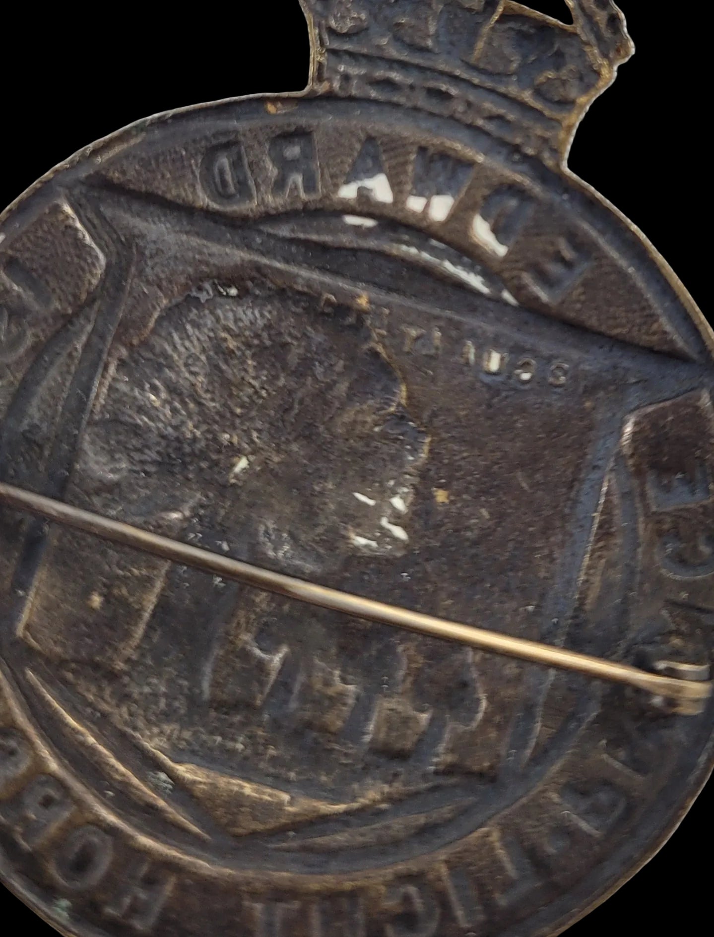 WW2 Cap Badge to the Prince Edward Island Light Horse, Marked W. Scully Mark
