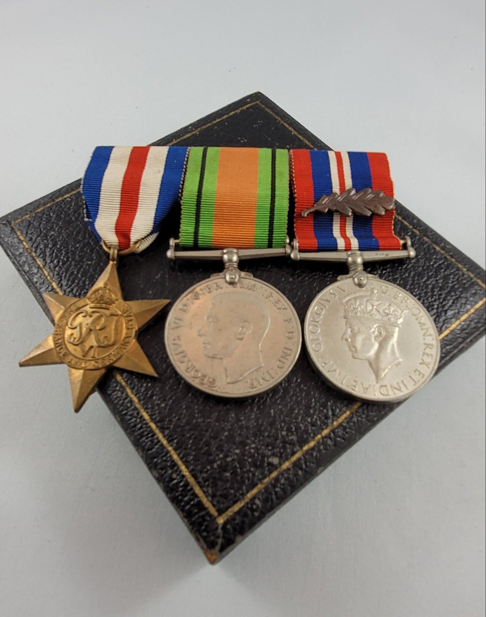 WW2 RAF Regiment Grouping - Medals and Medal Box