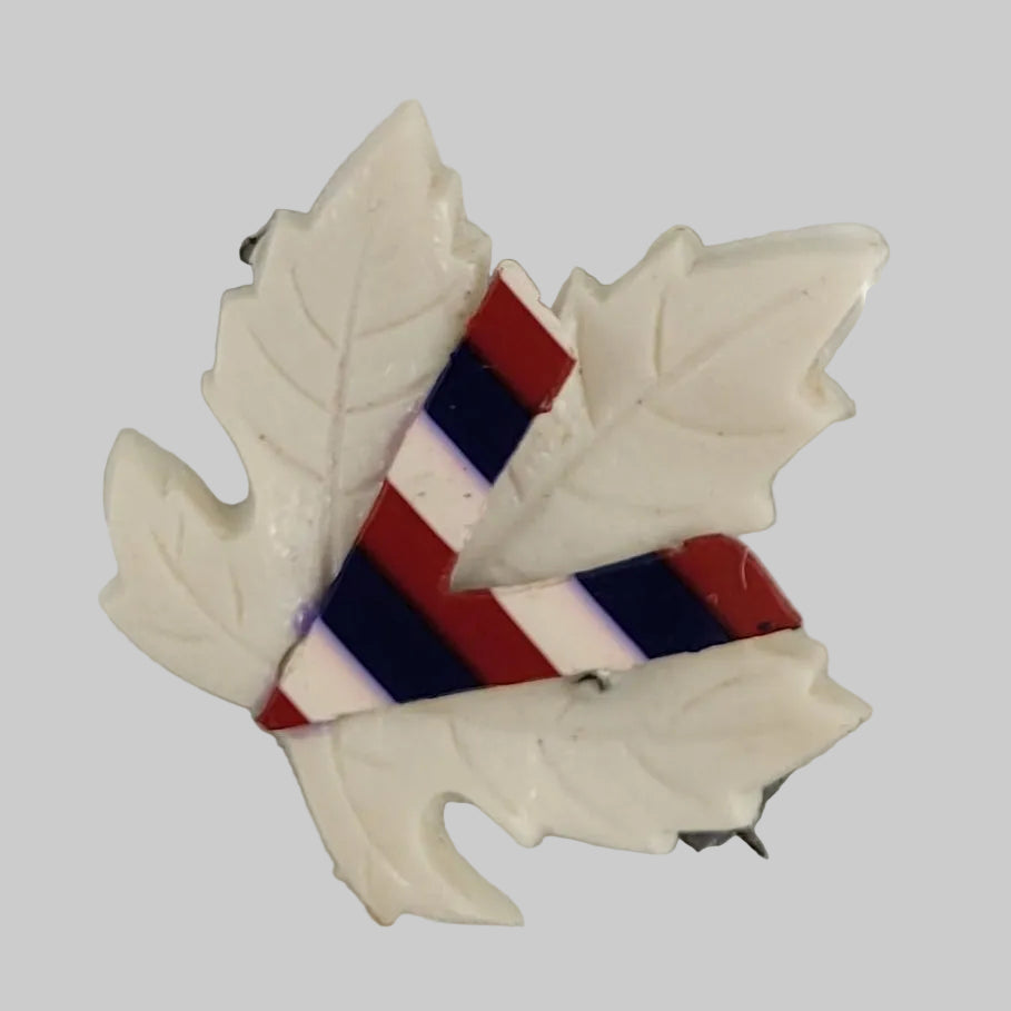WW2 Victory Button on Maple Leaf